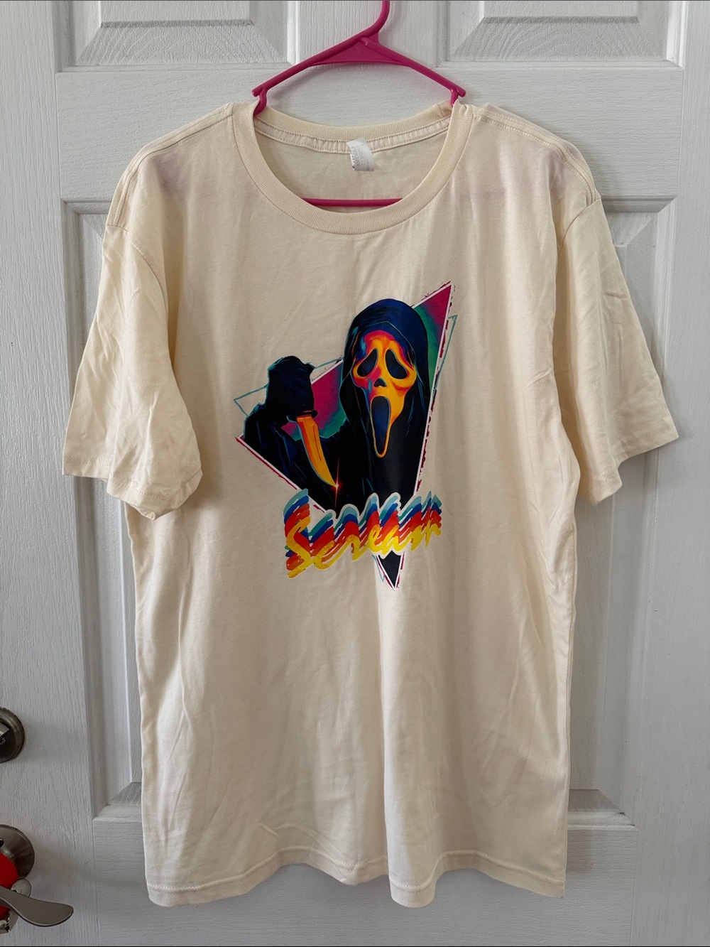 Size L Ghostface Tshirt Cream